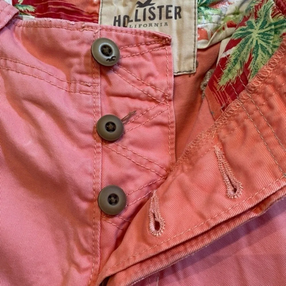 Hollister Men’s‎ Size 30 Peach Button Fly Shorts